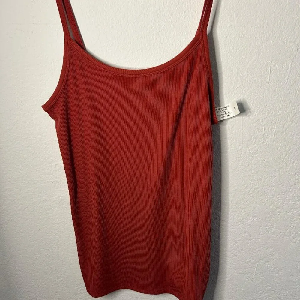 Rustic Red Ribbed Tank - Picture 2 of 5